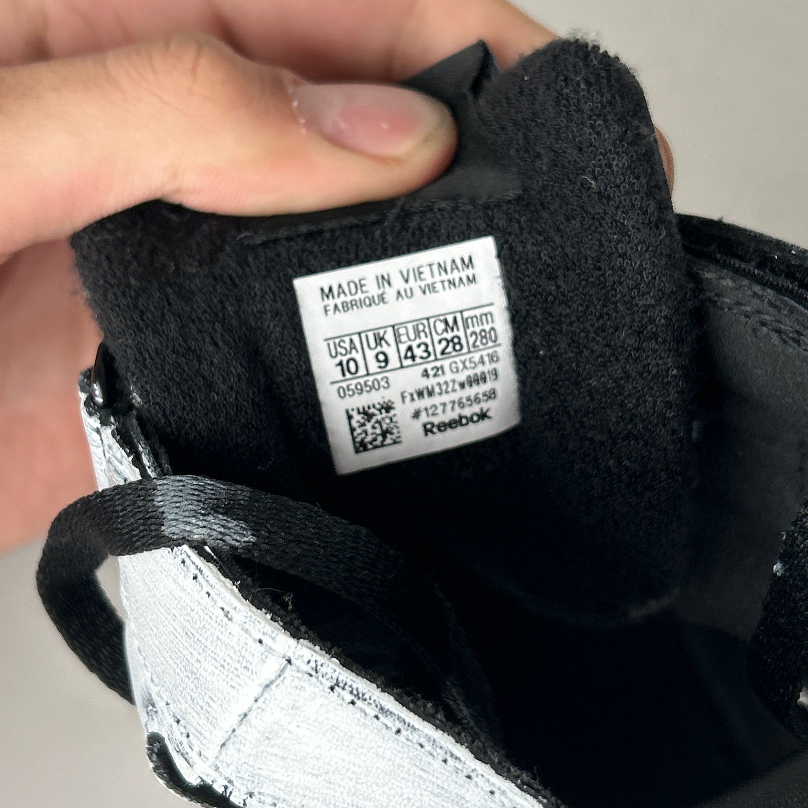 Maison Margiela x Reebok Painted White Cut-Out Tabi Sneaker Size 10