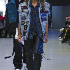 Vetements x Levis AW17 Double Trash Oversized Denim Vest Size S