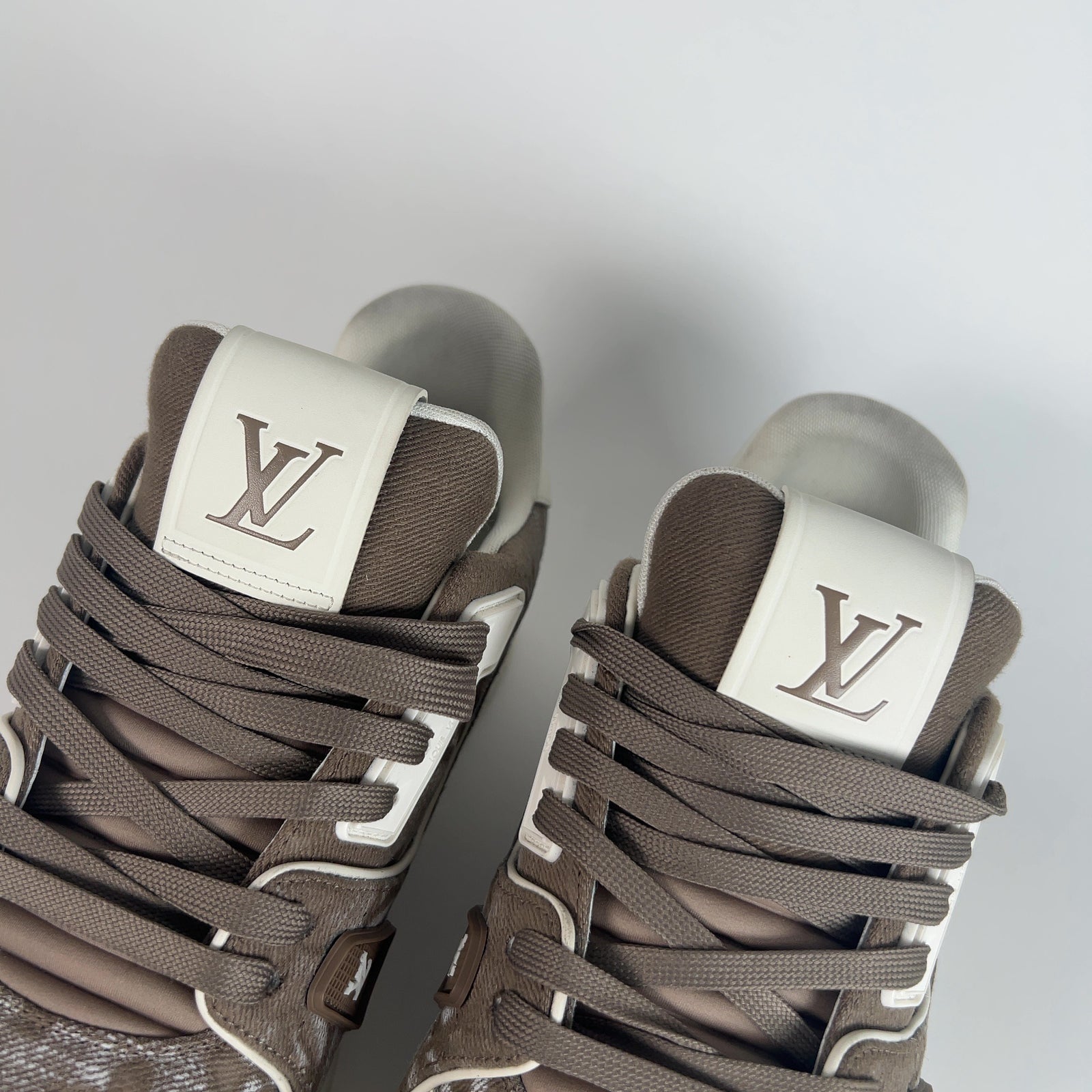 Louis Vuitton Canvas Trainer Lowtop Sneakers