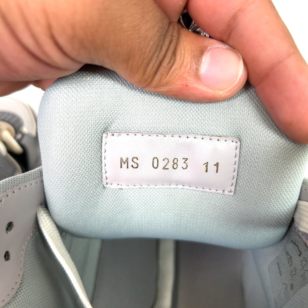 Louis Vuitton Bred V2 Strap Trainers