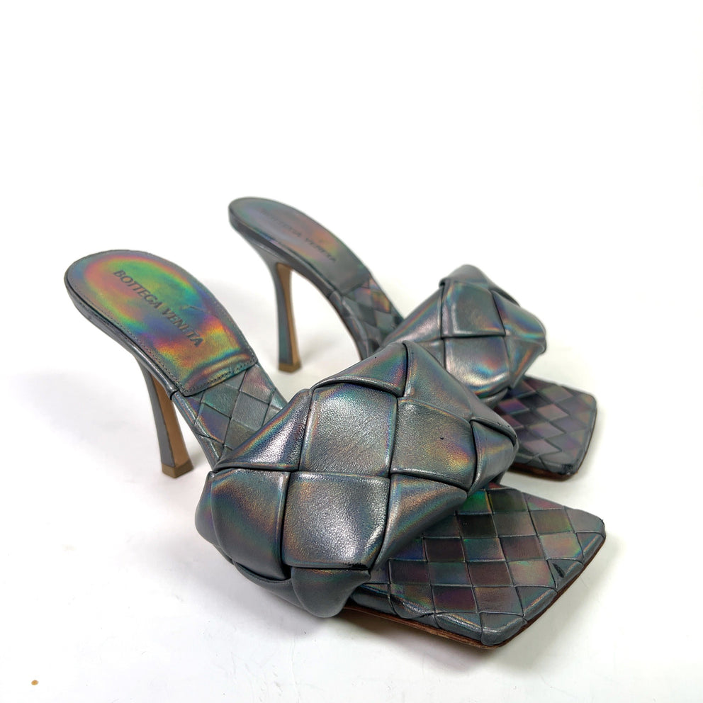 Bottega Veneta Oyster Lido Intrecciato Leather Heels