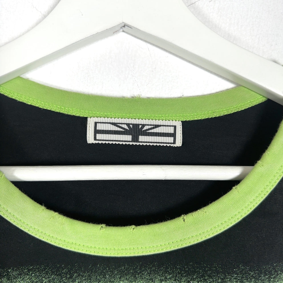 Vertabrae 'Feetzilla' Cropped Graphic T-Shirt