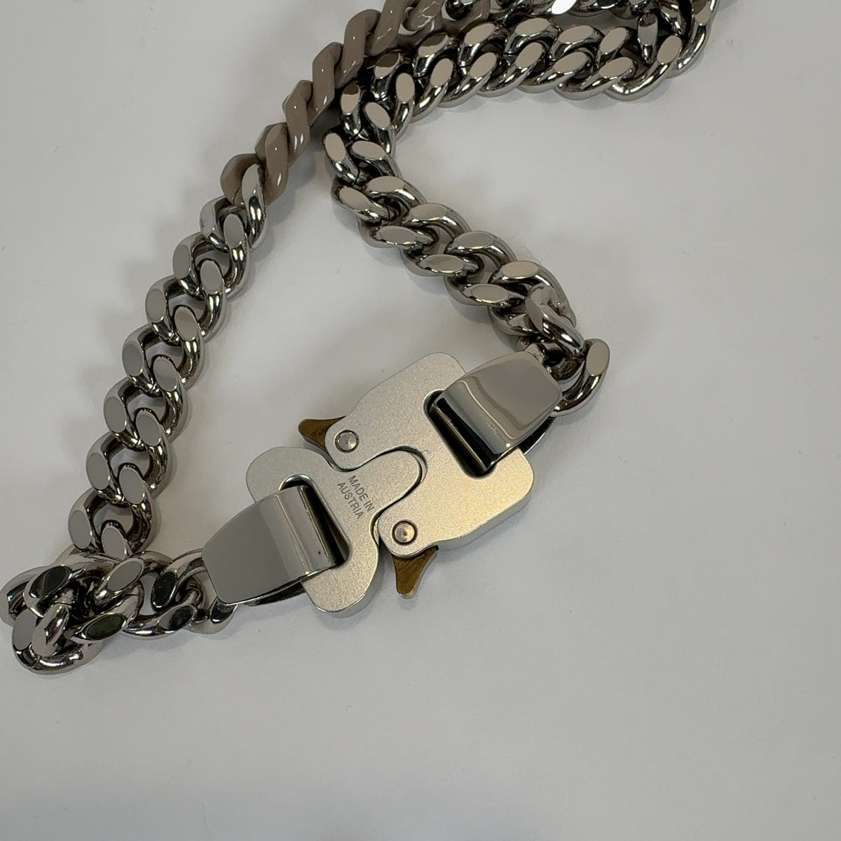 1017 ALYX 9SM Rollercoaster Buckle Choker Chain