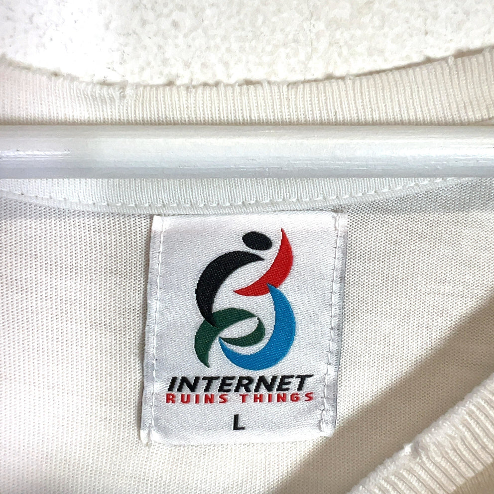 Internet Ruins Things Vintage XP T-Shirt