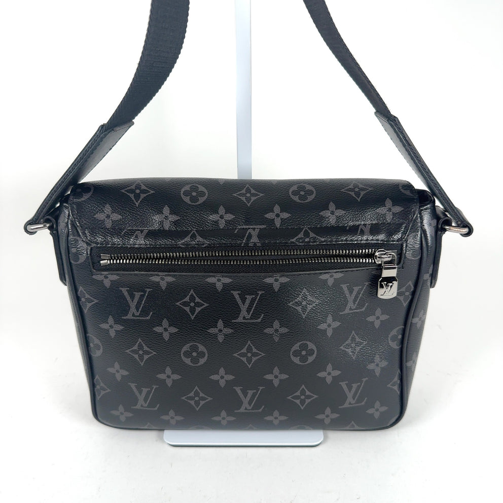 Louis Vuitton District PM Monogram Bag