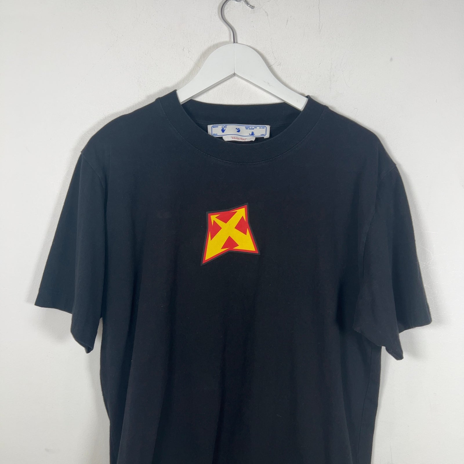 Off-White Thunder Graphic Logo T-Shirt