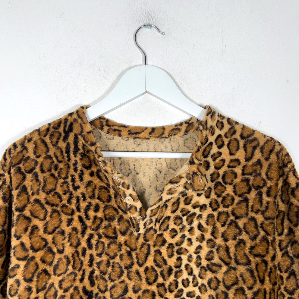 20471120 1/4 Button Leopard Fleece Henley Longsleeve