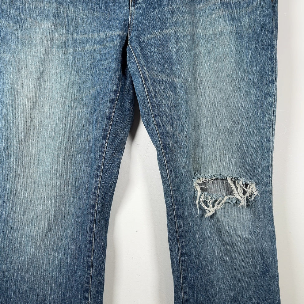 Saint Laurent D02 Distressed Lightwash Jeans