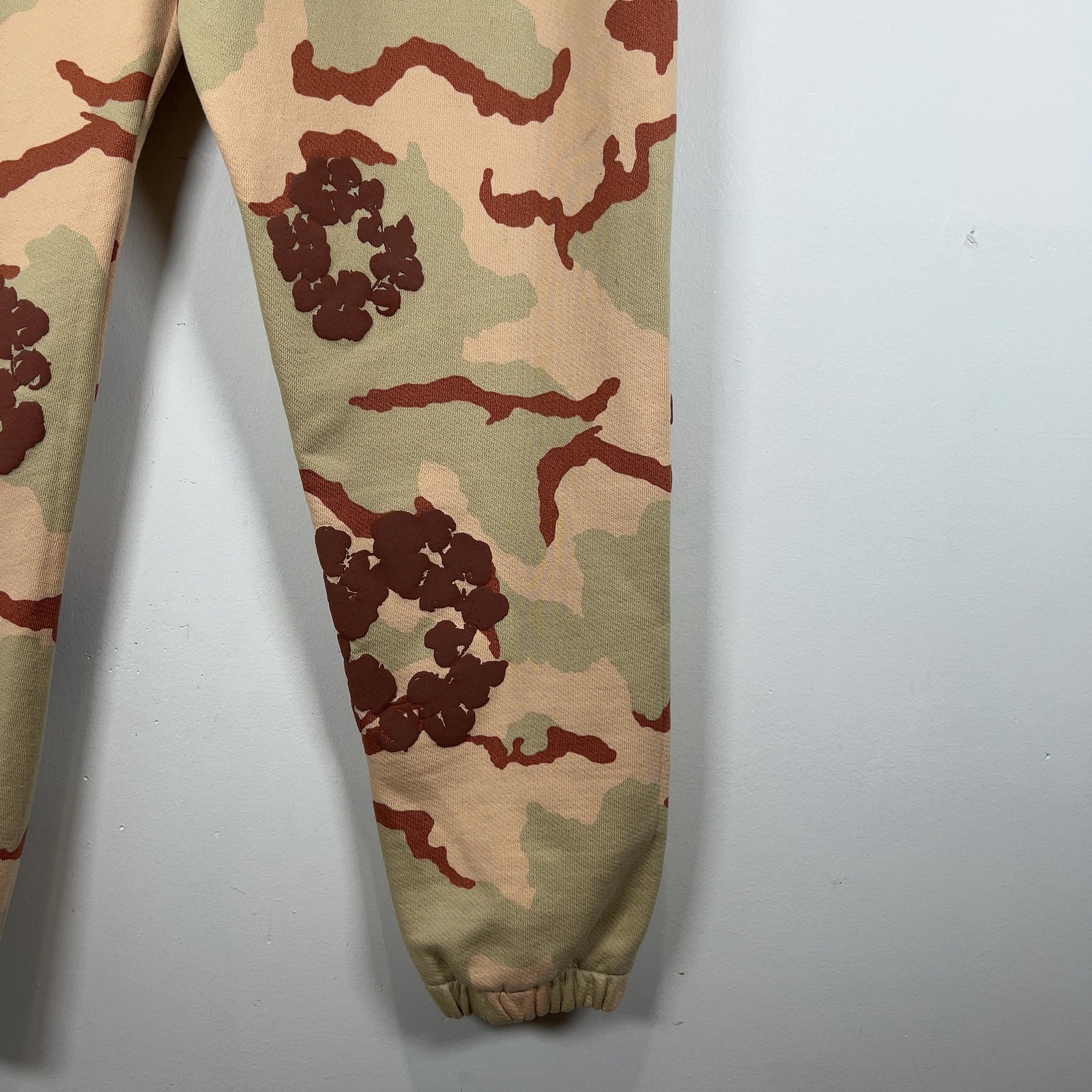 Denim Tears Cotton Wreath Desert Camo Sweatpants