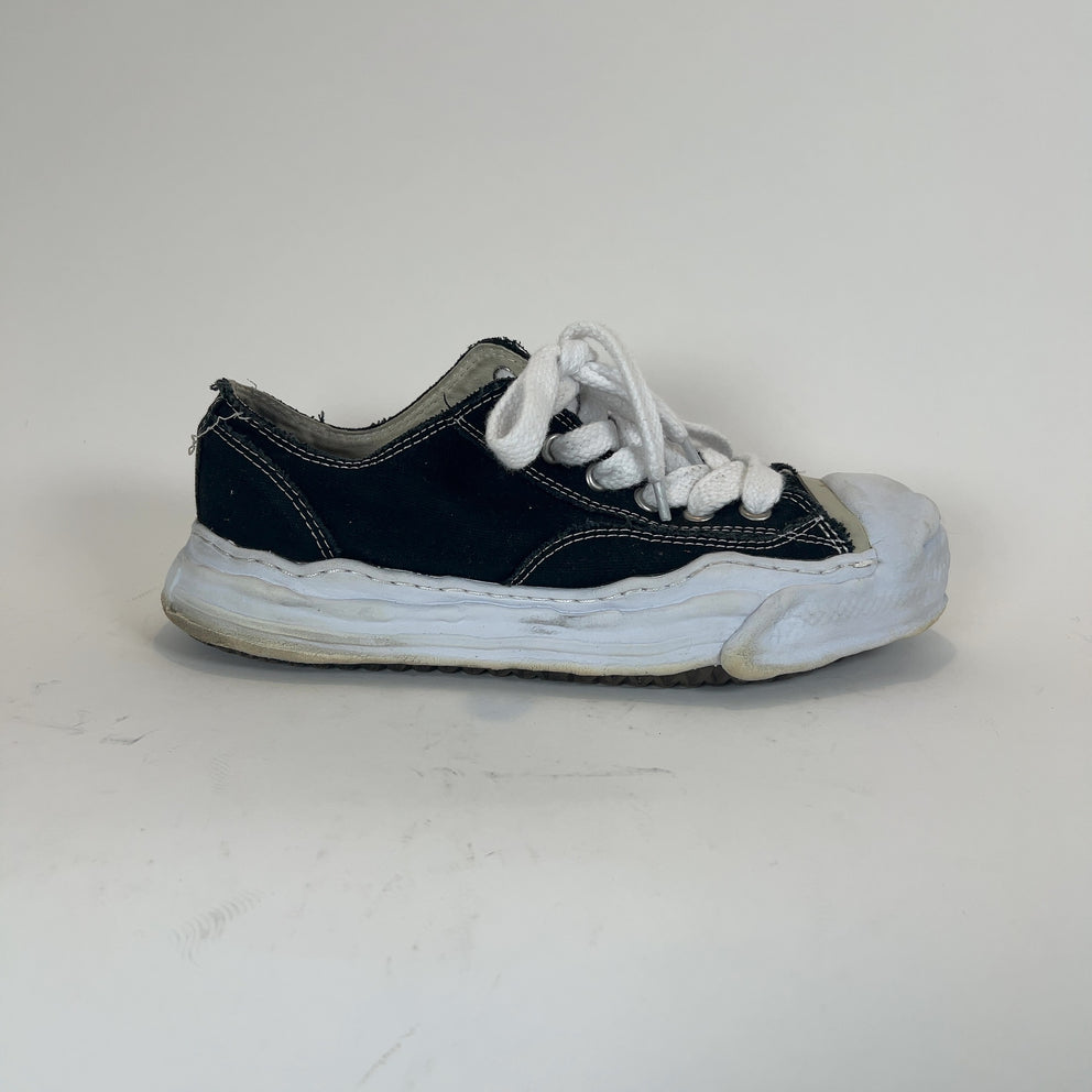 Maison Mihara Yasuhiro Classic Lowtop Sneakers