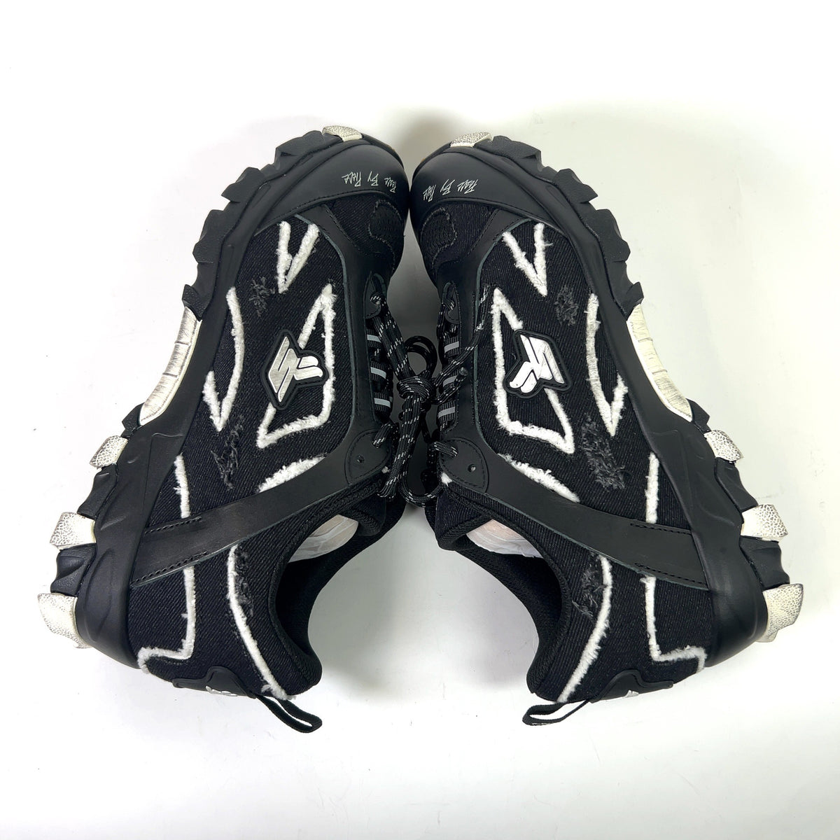 Sicko x Vessel 'Born From Pain' Hiking Sneakers