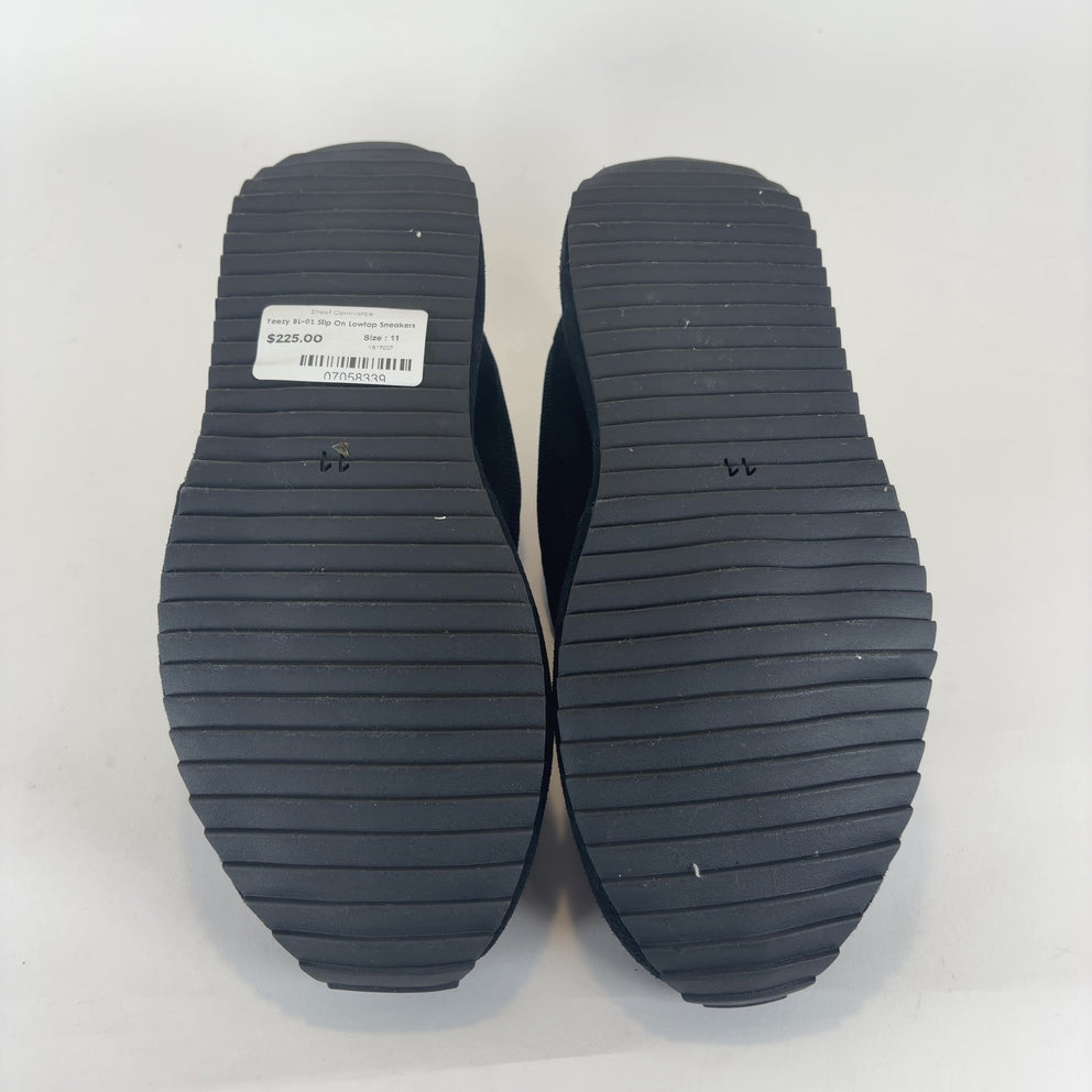 Yeezy BL-01 Slip On Lowtop Sneakers