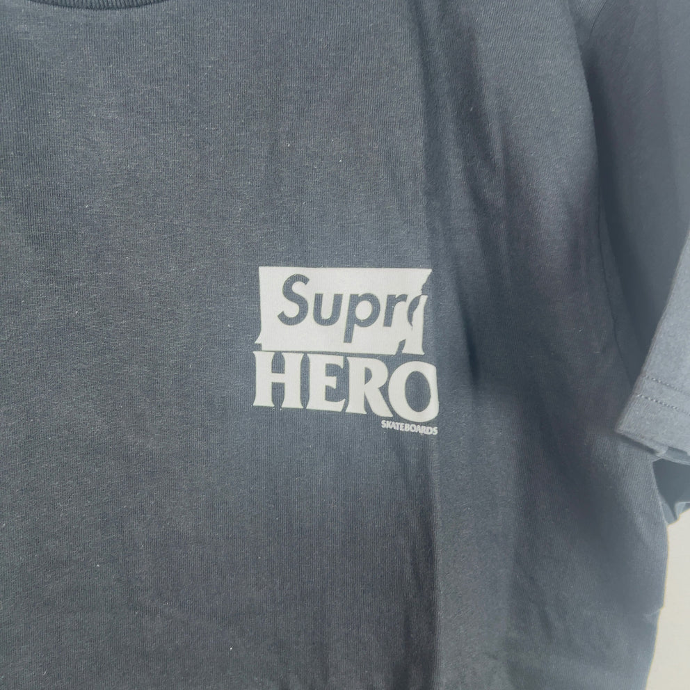 Supreme x Anithero Spell Out Logo Dog Graphic T-Shirt