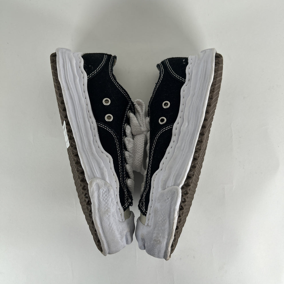 Maison Mihara Yashiro Classic Low Top Size 38