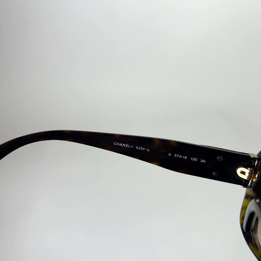 Chanel 5234-Q CC Quilted Logo Sunglasses