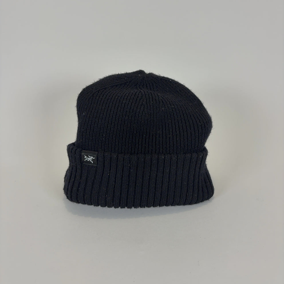 Arc'Teryx Black Ribbed Beanie