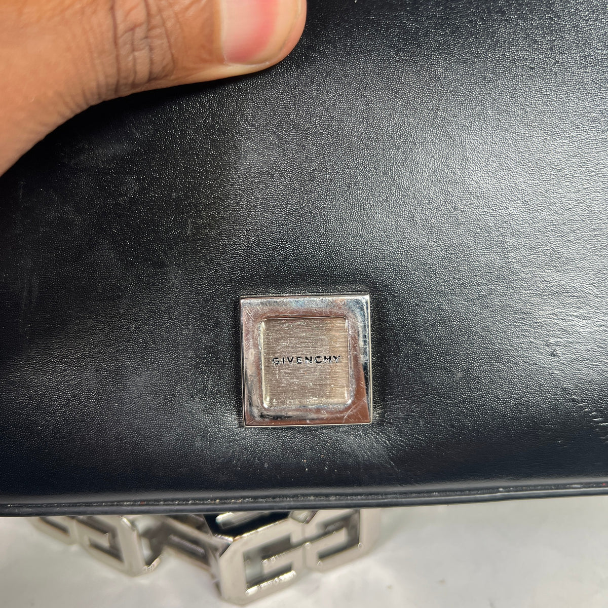 Givenchy 4G Chain Leather Shoulder Bag