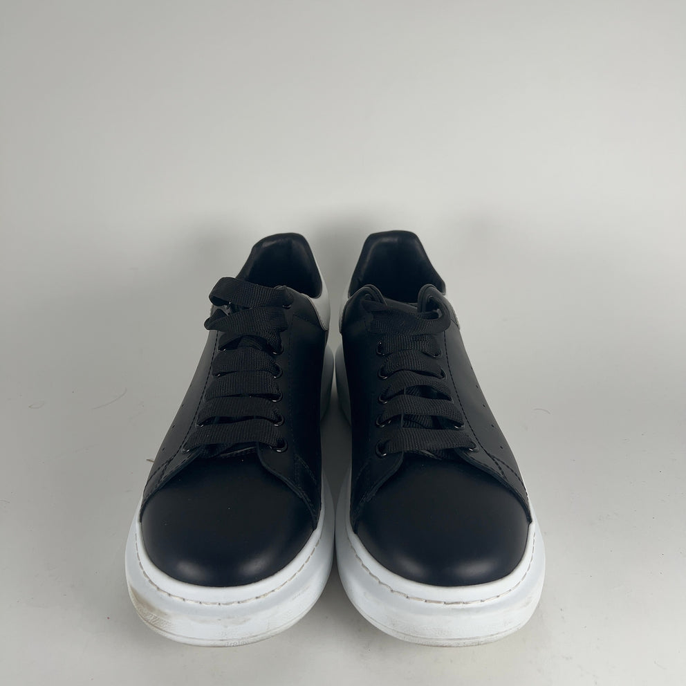 Alexander Mcqueen Black/White Low-Top Sneaker Size 12