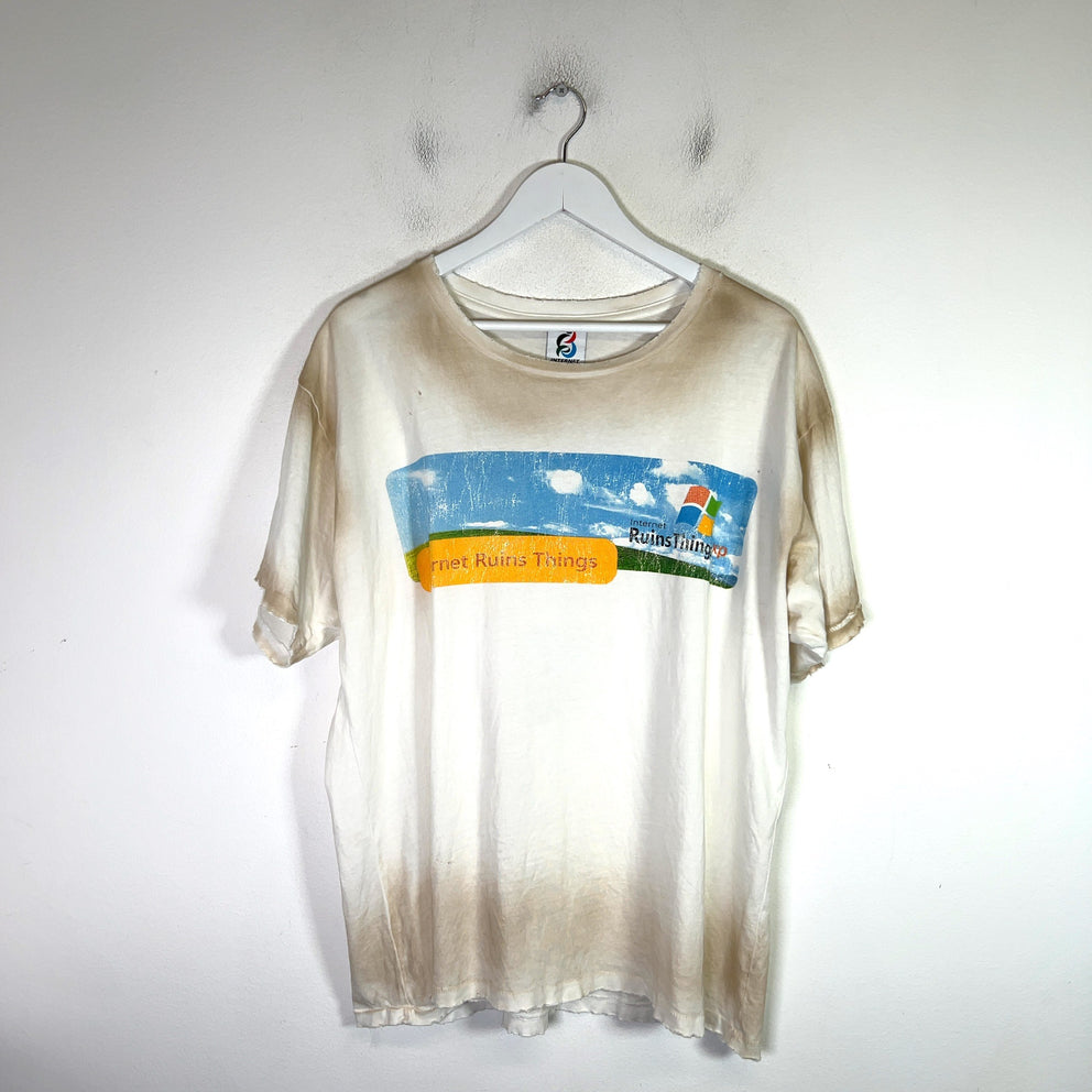 Internet Ruins Things Vintage XP T-Shirt
