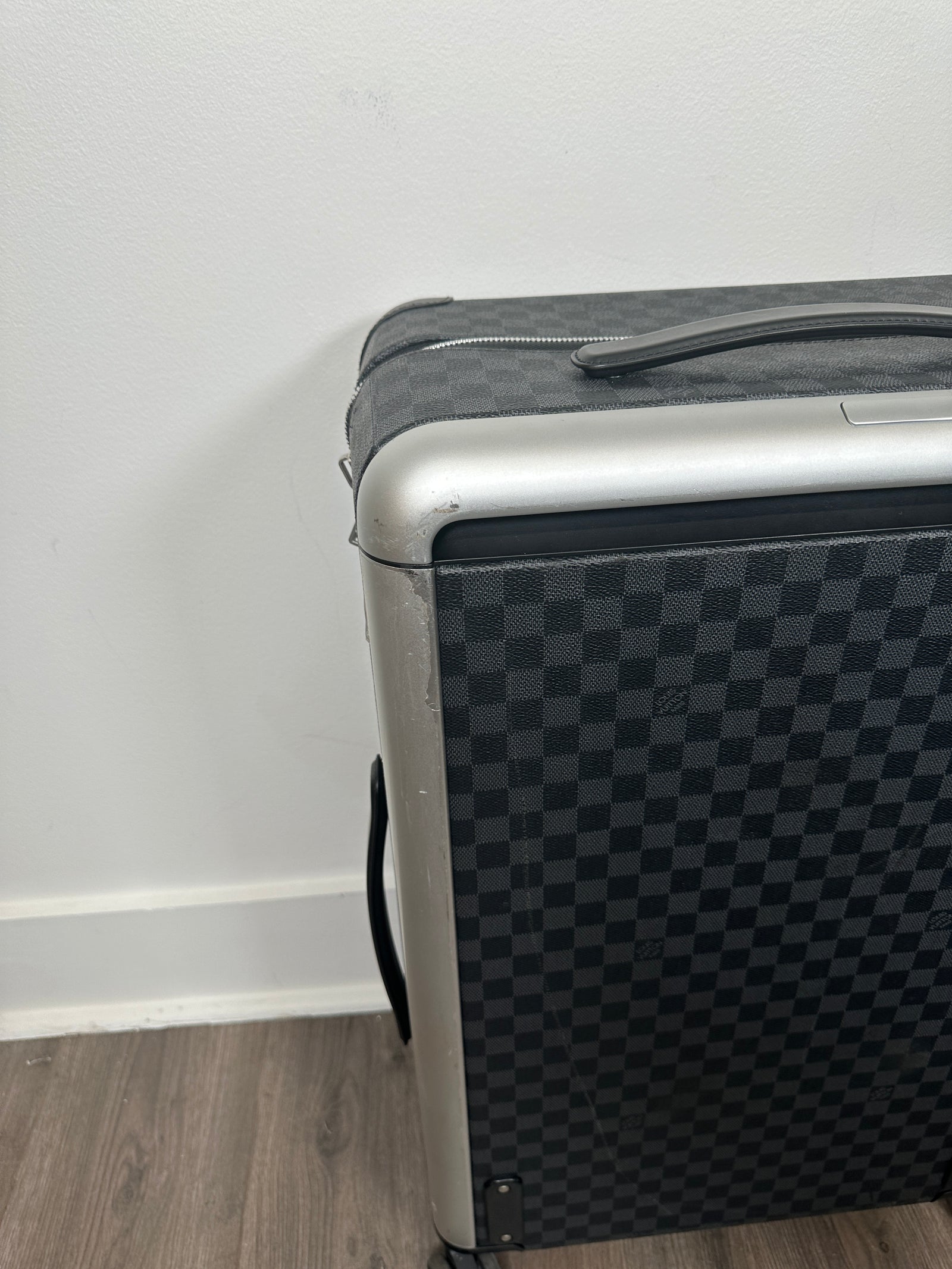 Louis Vuitton Horizon 55 Damier