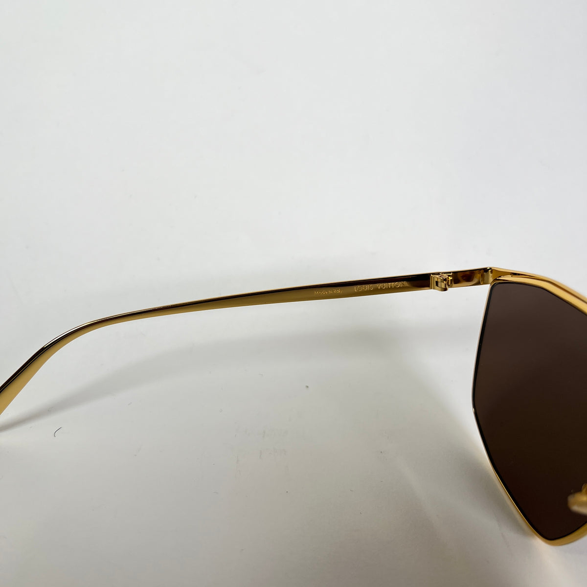 Louis Vuitton 2023 Golden Mask Sunglasses