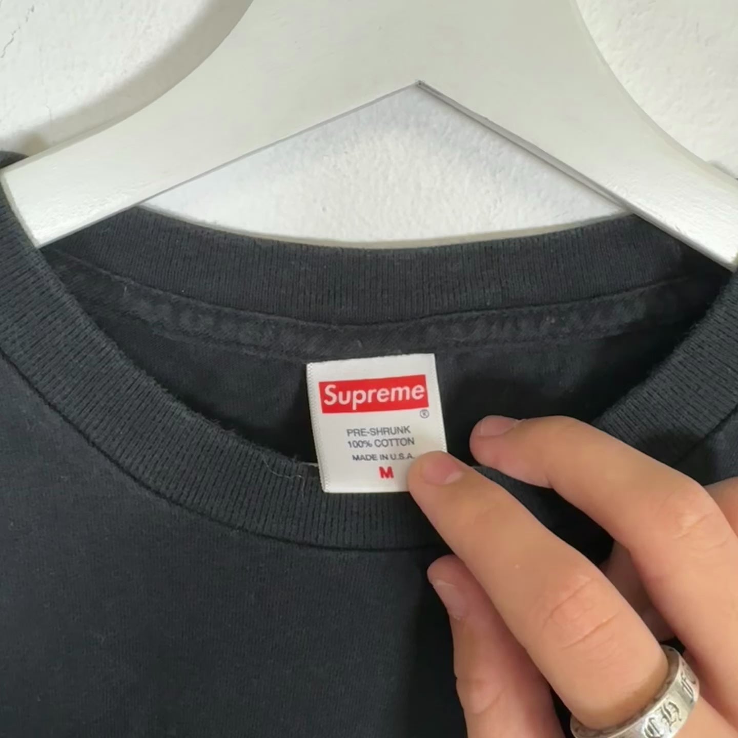 Supreme Black Gotham Tee Size L