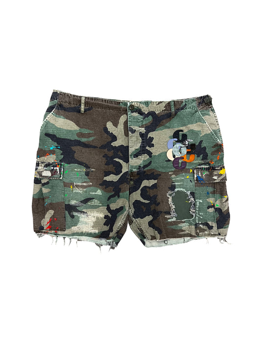 Gallery Dept Custom Order Camo Shorts Size 44