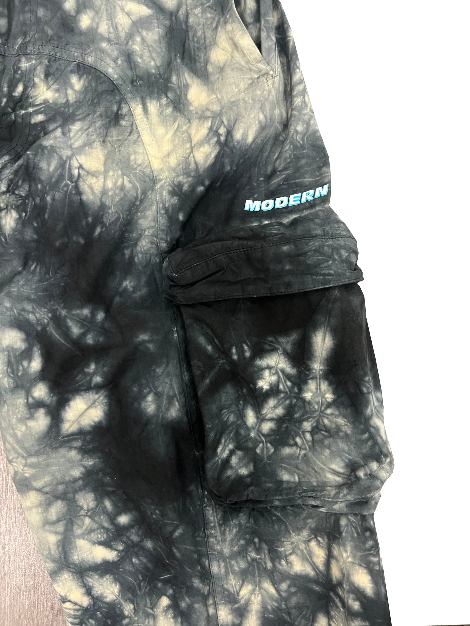 Off-White Tie-Dye Cargo Pants Size 34