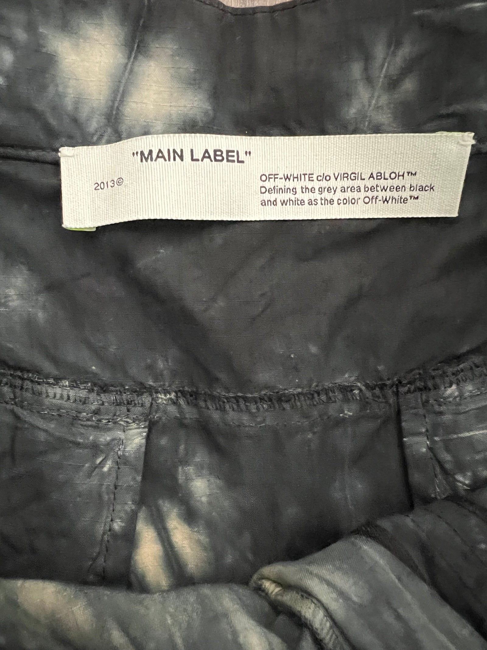 Off-White Tie-Dye Cargo Pants Size 34